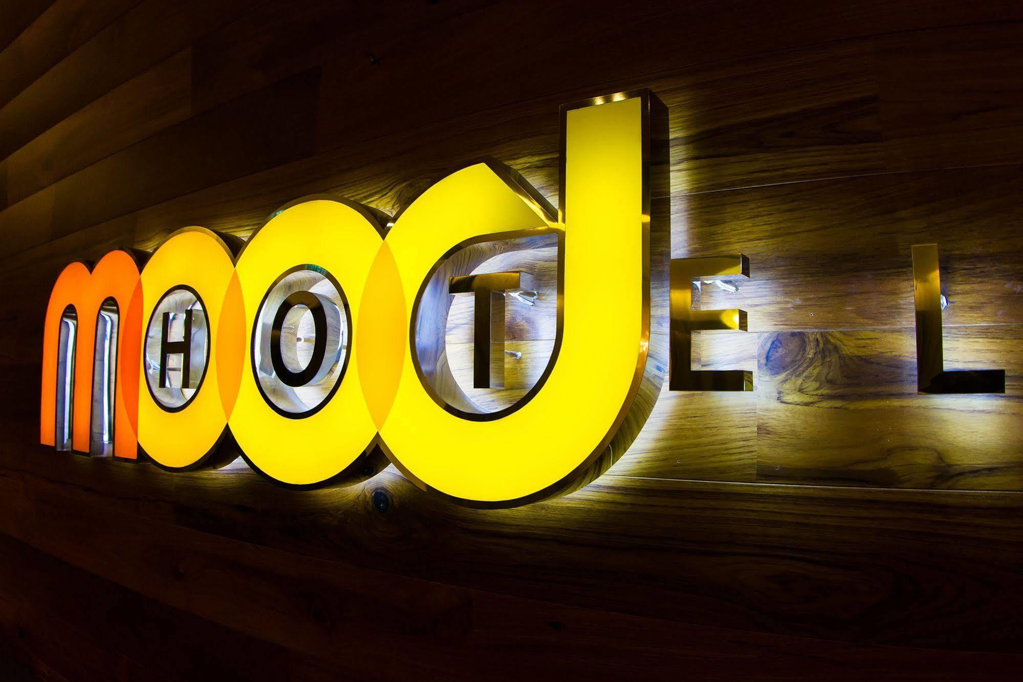 Mood Hotel Johor Bahru Exterior foto